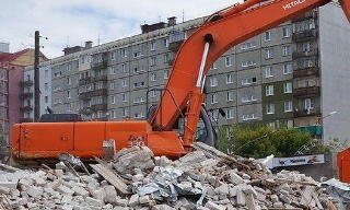 Вывоз строительного мусора с участка в Северске недорого от 1548 руб. | 2Землекопа-Свк