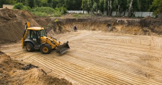 Разработка котлована Северск, цена от 310 руб./м3.